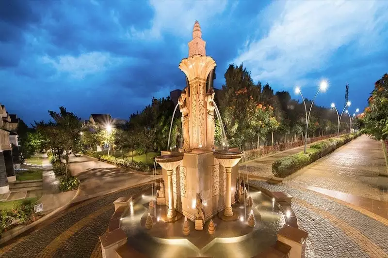 Nambiar-Bellezea-Fountain-min