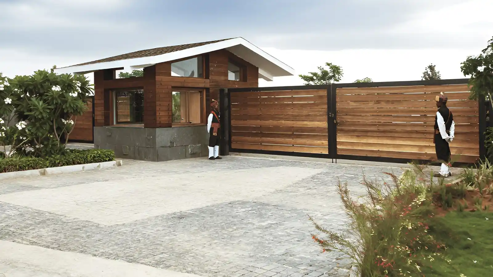 Frangipani-estates-villa-plots-in-sarjapur-road-bangalore-entry-gate