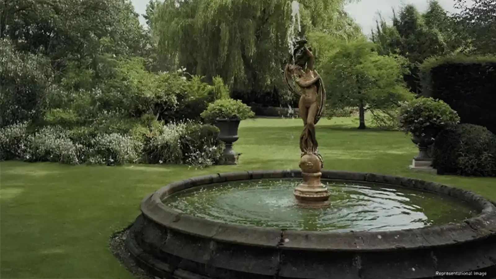 Purva-Orient-Grand-Apartment-Hosahalli-Bangalore-Garden-lawn