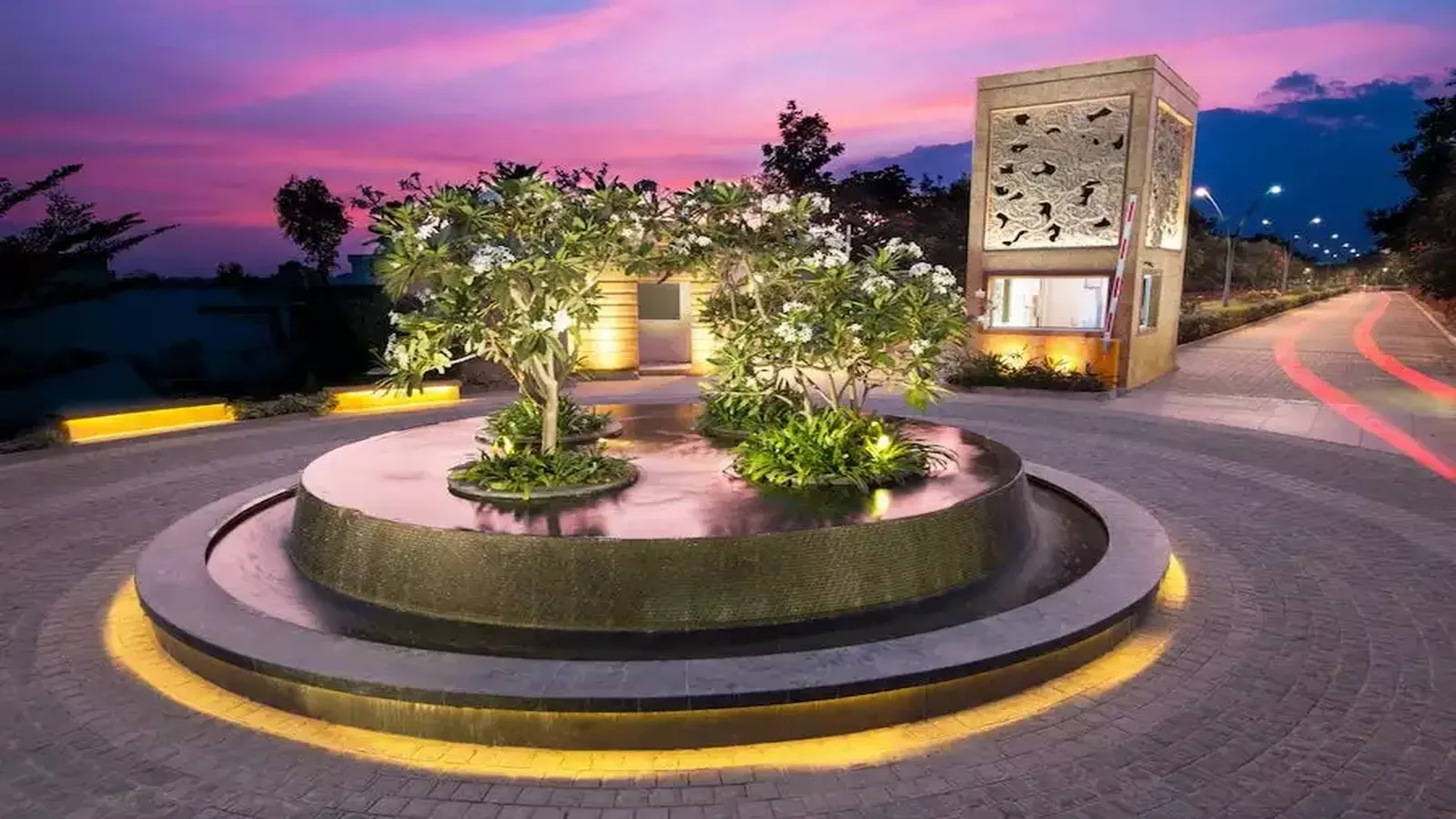 Nambiar-Bellezea-Front-Fountain