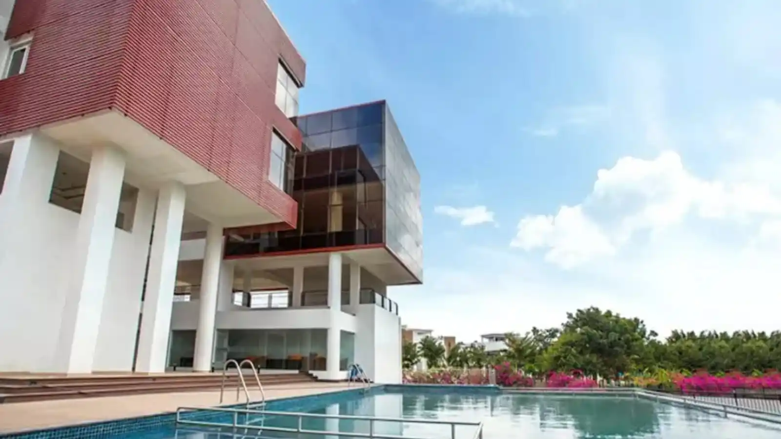 Sterling-Villa-Grande-Pool-View