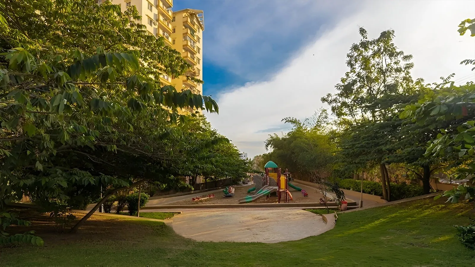 HM-Indigo-Apartment-in-JP-Nagar-Bangalore-garden